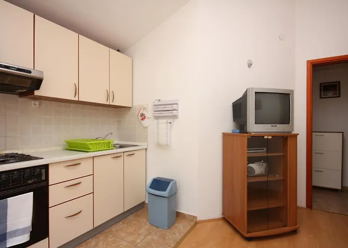 Apartments And Rooms By The Sea Supetarska Draga - Gonar, Rab - 2002 Gostinjska kuća 3*