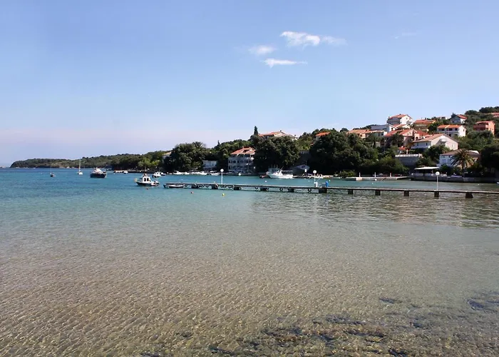 Apartments And Rooms By The Sea Supetarska Draga - Gonar, Rab - 2002 Gostinjska kuća 3*