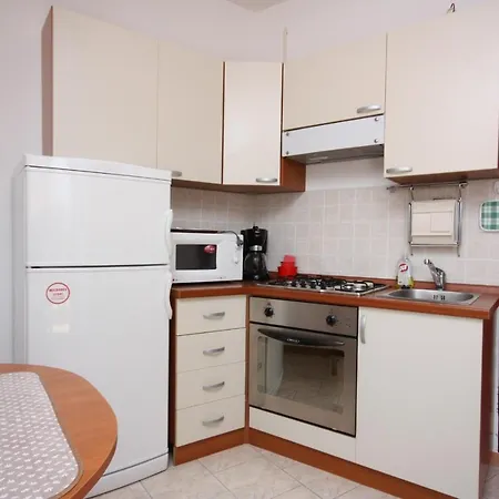 Guest house Apartments And Rooms By The Sea Supetarska Draga - Gonar, Rab - 2002